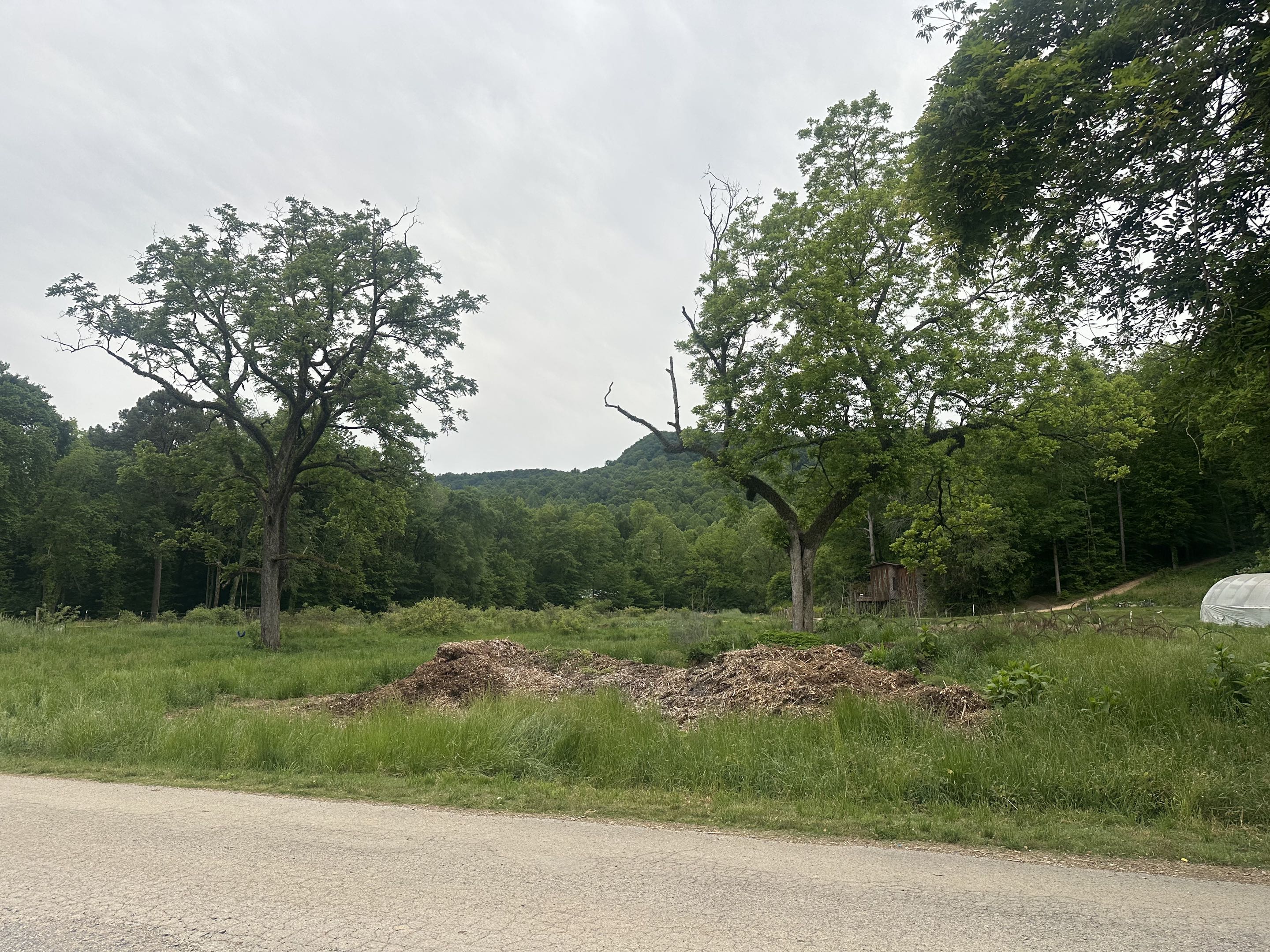 Sequatchie Cove Farm in Coppinger Cove along the Little Sequatchie River